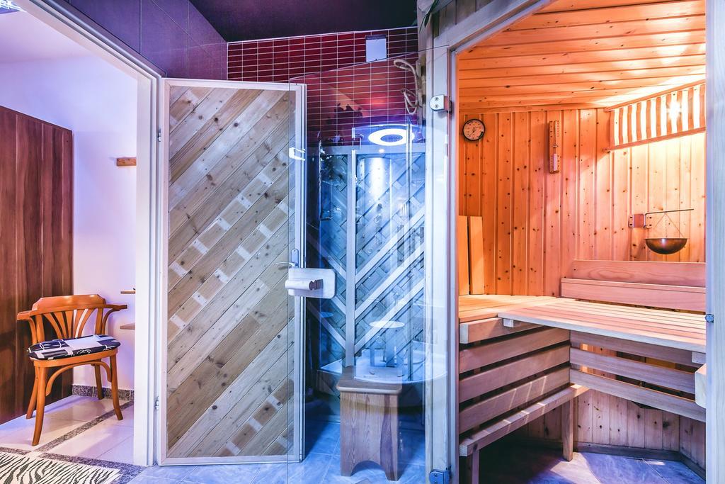 Villa Roses Apartments & Wellness Ičići Eksteriør billede