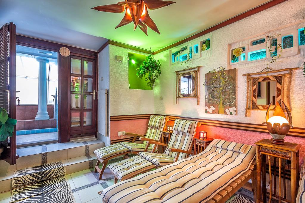 Villa Roses Apartments & Wellness Ičići Eksteriør billede