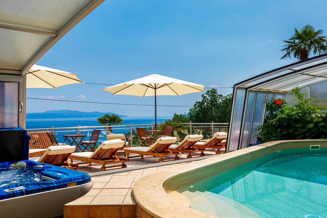 Villa Roses Apartments & Wellness Ičići Eksteriør billede