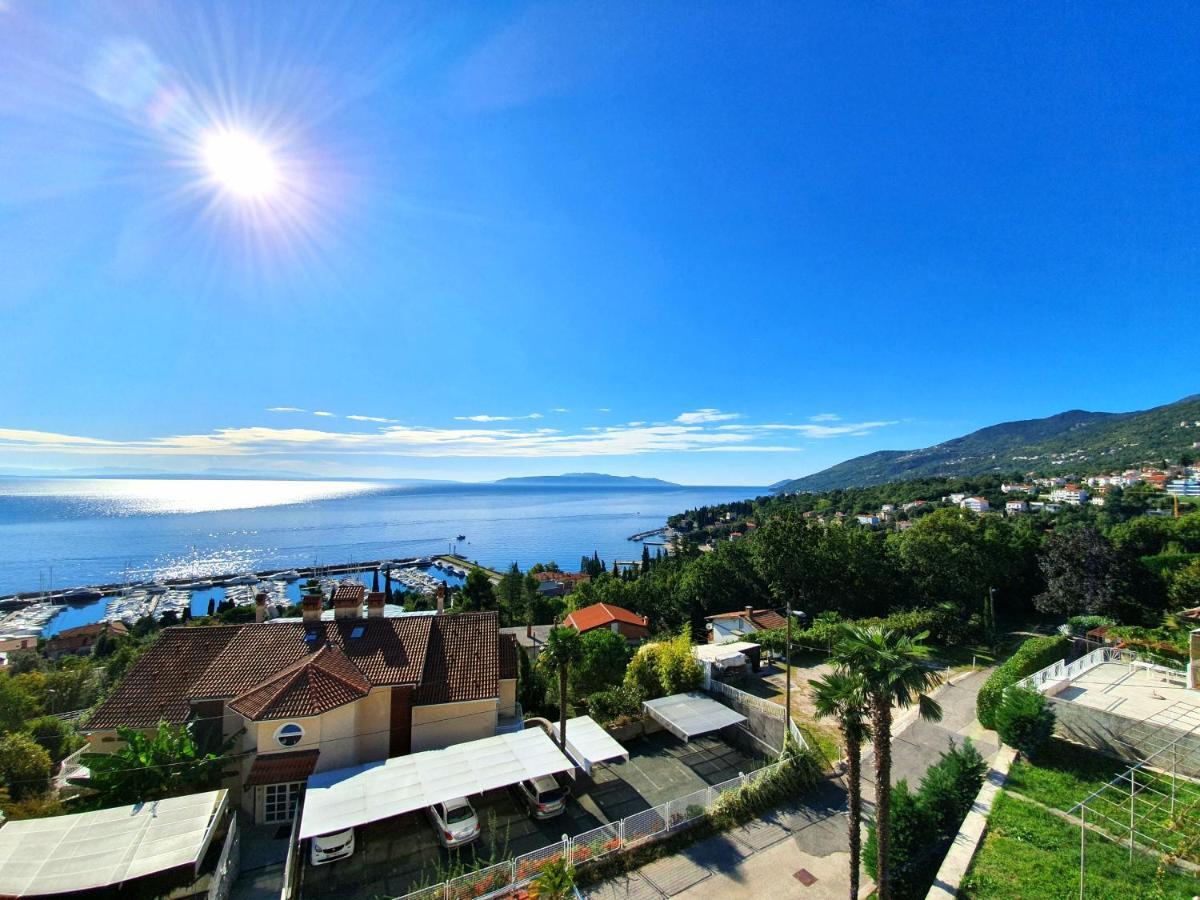 Villa Roses Apartments & Wellness Ičići Eksteriør billede
